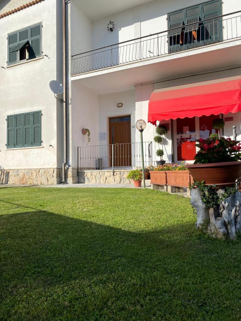 Appartamento L'Edera Santo Stefano di Magra Ngoại thất bức ảnh
